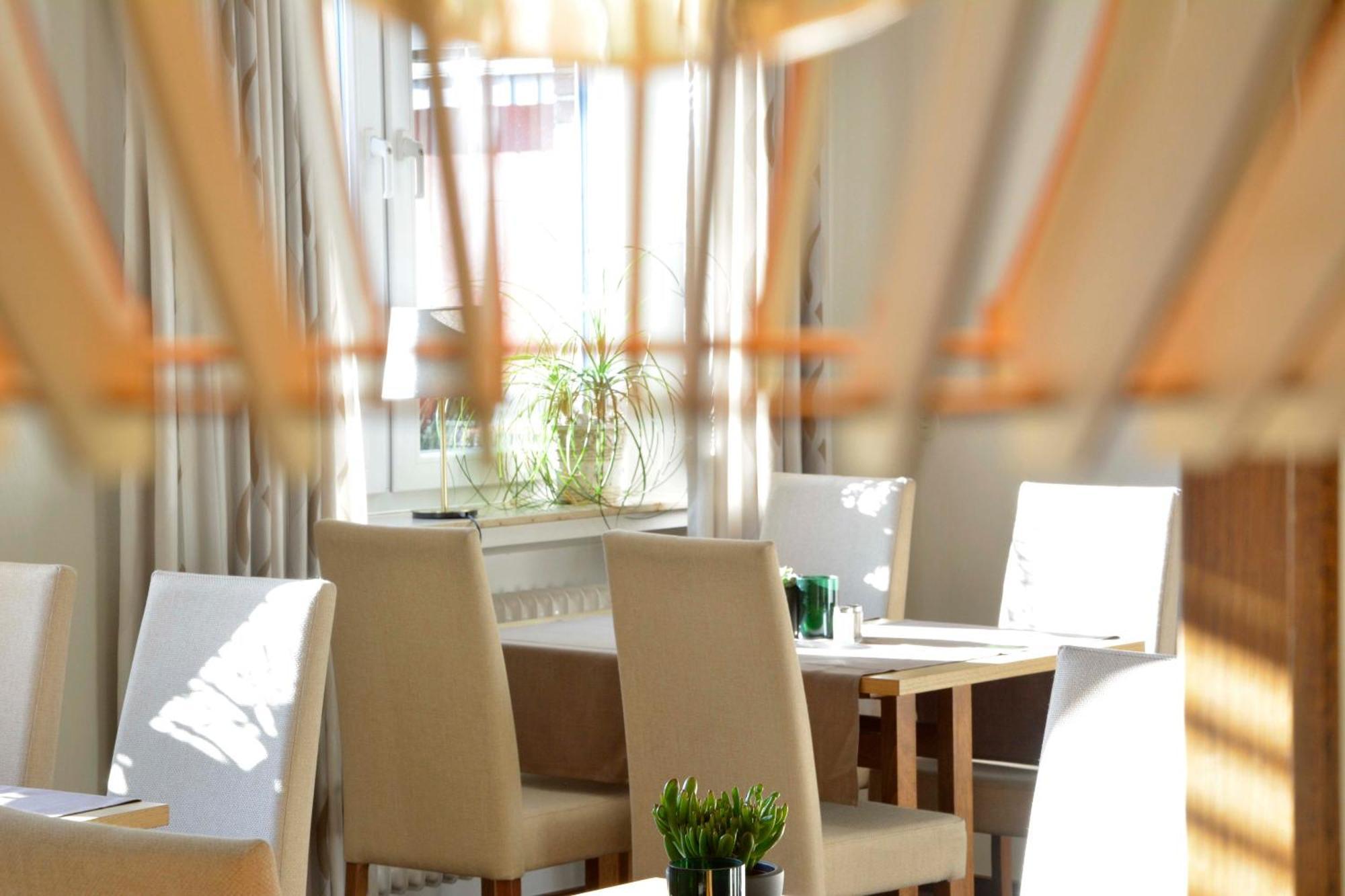 Hotel Restaurant "Zur Post" Holdorf Eksteriør bilde