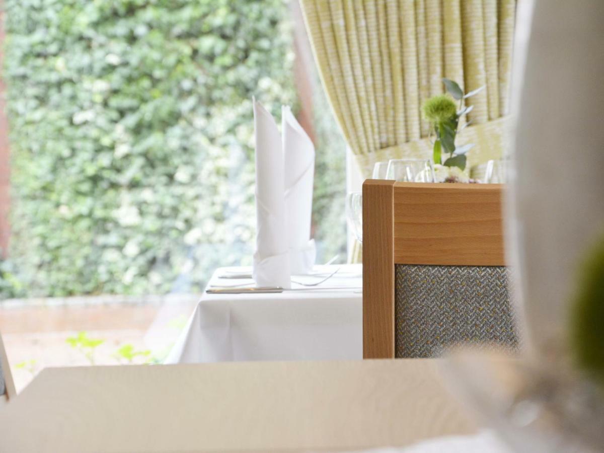 Hotel Restaurant "Zur Post" Holdorf Eksteriør bilde